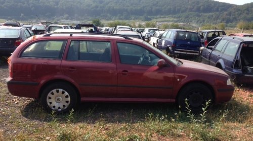 Dezmembram Skoda Octavia 1.6 B 2005