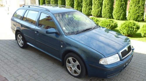 Dezmembram Skoda Octavia 1