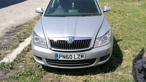 Dezmembram SKODA OCTAVIA 2010