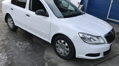 Dezmembram Skoda Octavia 3 an 2010 1,9 TDI Cod motor BXE