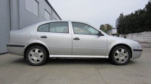 Dezmembram SKODA OCTAVIA TOUR 1.9 SDI 2002 ASV