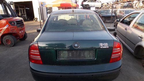 Dezmembram Skoda Superb 1.9D TDI PD , tip motor AWX , fabricatie 2003