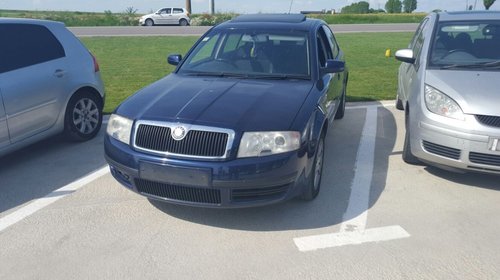 Dezmembram SKODA Superb 2.5 tdi