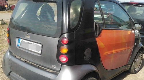 Dezmembram Smart Fortwo, an 2001, motor 600cm