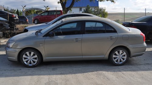 Dezmembram Toyota Avensis 2.0 Diesel 2005