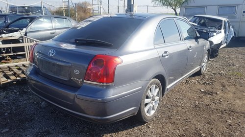 Dezmembram Toyota Avensis - 2005 - 2.0diesel - hatchback