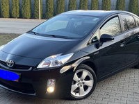 Dezmembram Toyota Prius 2015+