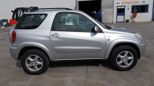 Dezmembram Toyota RAV 4 motor 2.0i