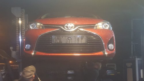 Dezmembram Toyota Yaris 1.4 D-4D An 2016