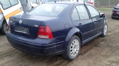 Dezmembram Volkswagen Bora - 2003 - 1.9d