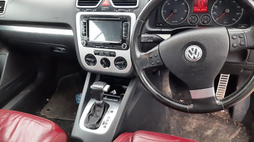 Dezmembram Volkswagen Eos an 2006