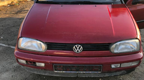 Dezmembram Volkswagen Golf 3 [1991 - 1998] Hatchback 5-usi 1.6 MT (75 hp) 1.6I AEE ROSU