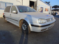 Dezmembram Volkswagen Golf 4, 1.4 benzina, tip motor AKQ, an fabricatie 1999