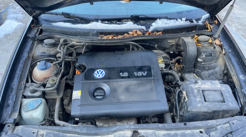 Dezmembram Volkswagen Golf 4 1,6 16v