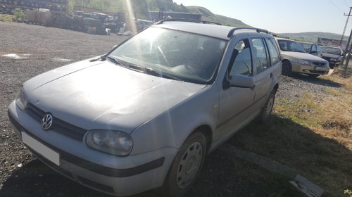 Dezmembram Volkswagen Golf 4 Variant 2000 1.9