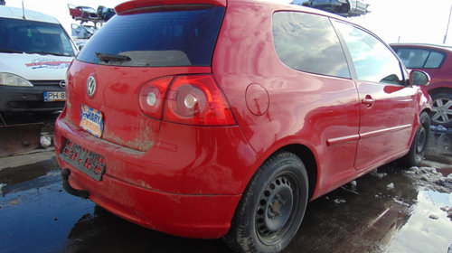 Dezmembram Volkswagen Golf 5, 1.4BENZ, Tip motor BUD, An fabricatie 2008