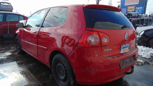 Dezmembram Volkswagen Golf 5, 1.4BENZ, Tip motor BUD, An fabricatie 2008