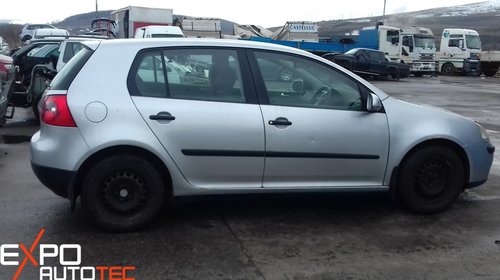 Dezmembram VOLKSWAGEN GOLF 5, 1.6 Benzina, An 2004, 115 CP, Manual. Cod motor: BCB