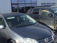 Dezmembram Volkswagen Jetta 1.6 benzina an fabr 2008