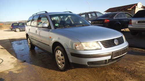 Dezmembram volkswagen passat din 1999-1.6 8 v