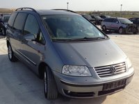 Dezmembram Volkswagen Sharan 2004