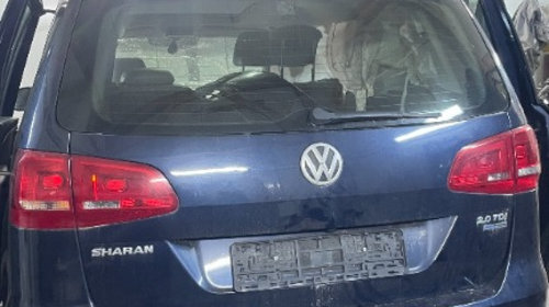 Dezmembram Volkswagen Sharan 2011