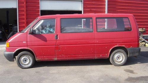 Dezmembram Volkswagen T4 2.5 D 1999