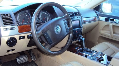 Dezmembram Volkswagen Touareg - 5.0D - 2006