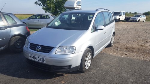 Dezmembram Volkswagen Touran - 2004 - tip mot