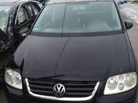 Dezmembram Volkswagen Touran din 2005 , 2.0 TDI , Cod Motor: BKD , Negru