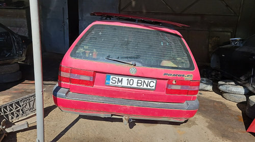 Dezmembram Volkswagen VW Passat B4 [1993 - 1997] wagon