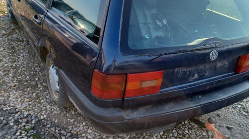 Dezmembram Volkswagen VW Passat B4 [1993 - 1997] wagon 1.9 TD MT (75 hp)
