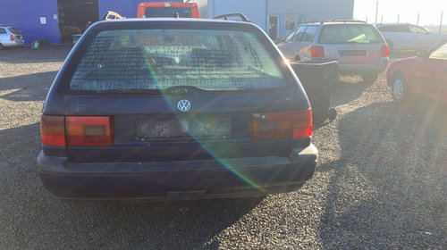 Dezmembram Volkswagen VW Passat B4 [1993 - 1997] wagon 1.9 TDI MT (90 hp)