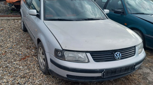Dezmembram Volkswagen VW Passat B5 [1996 - 20