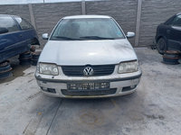 Dezmembram Volkswagen VW Polo 3 6N [1994 - 2001] Hatchback 5-usi 1.4 AT (75 hp)