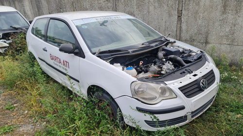 Dezmembram Volkswagen VW Polo 4 9N [facelift]