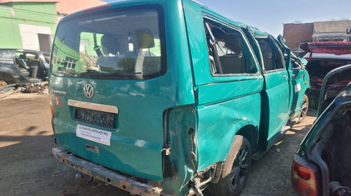 Dezmembram Volkswagen VW Transporter T5 [2003