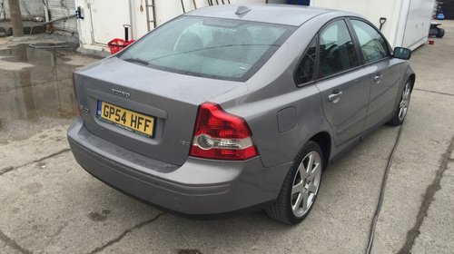 Dezmembram volvo S 40 2006 16D