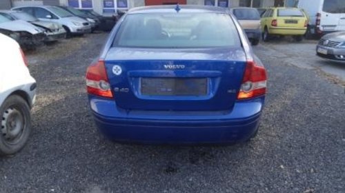 Dezmembram Volvo S 40