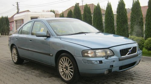 Dezmembram Volvo S60