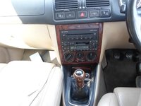 Dezmembram vw bora 1,9 tdi de 131 cai din 2002