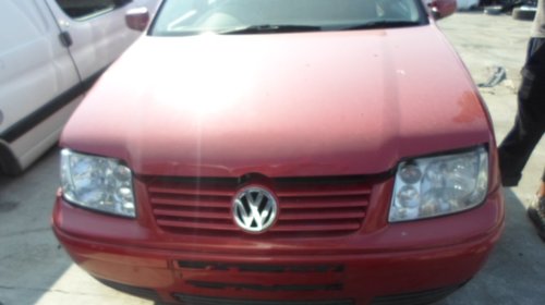 Dezmembram VW Bora, motor 1.9 TDI, tip AJM, 8