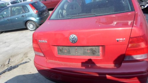 Dezmembram VW Bora, motor 1.9 TDI, tip AJM, 85kw, 115CP, fabricatie 2000