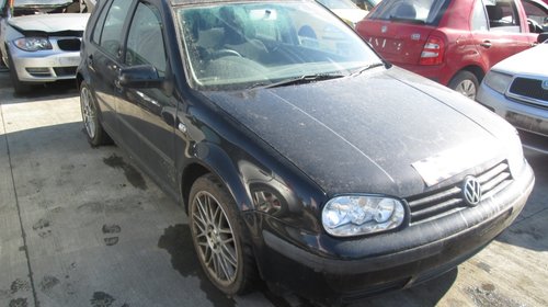 Dezmembram Vw Golf 4 1.6i