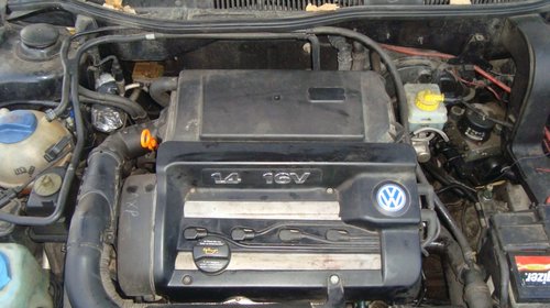 Dezmembram VW Golf 4 motor 1.4 16V cod AXP