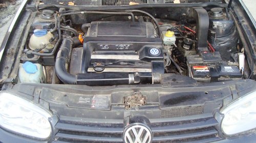 Dezmembram VW Golf 4 motor 1.4 16V cod AXP