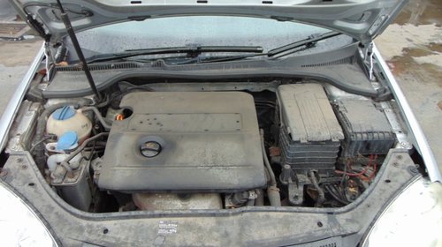 Dezmembram VW Golf 5 , 1.4i 16v , tip motor BCA , fabricatie 2004