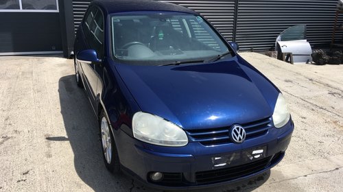 Dezmembram VW GOLF 5 2.0 BKD