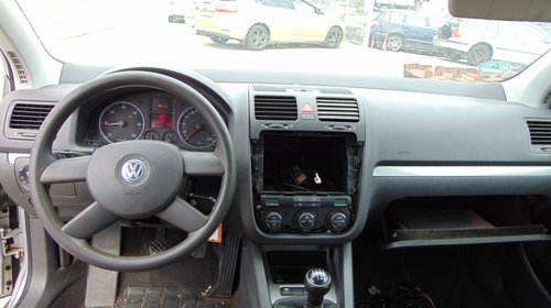 Dezmembram VW Golf 5 , 2.0 TDI , tip motor BKD , fabricatie 2005