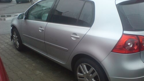 Dezmembram VW Golf 5, 2.0D 2004